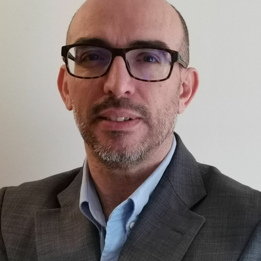 Prof. Dr. Óscar de Cózar Macías